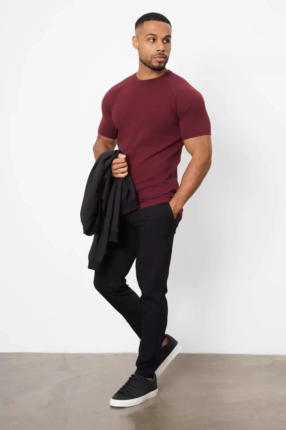 Muscle Fit T-Shirt in Burgundy - TAILORED ATHLETE - ROW