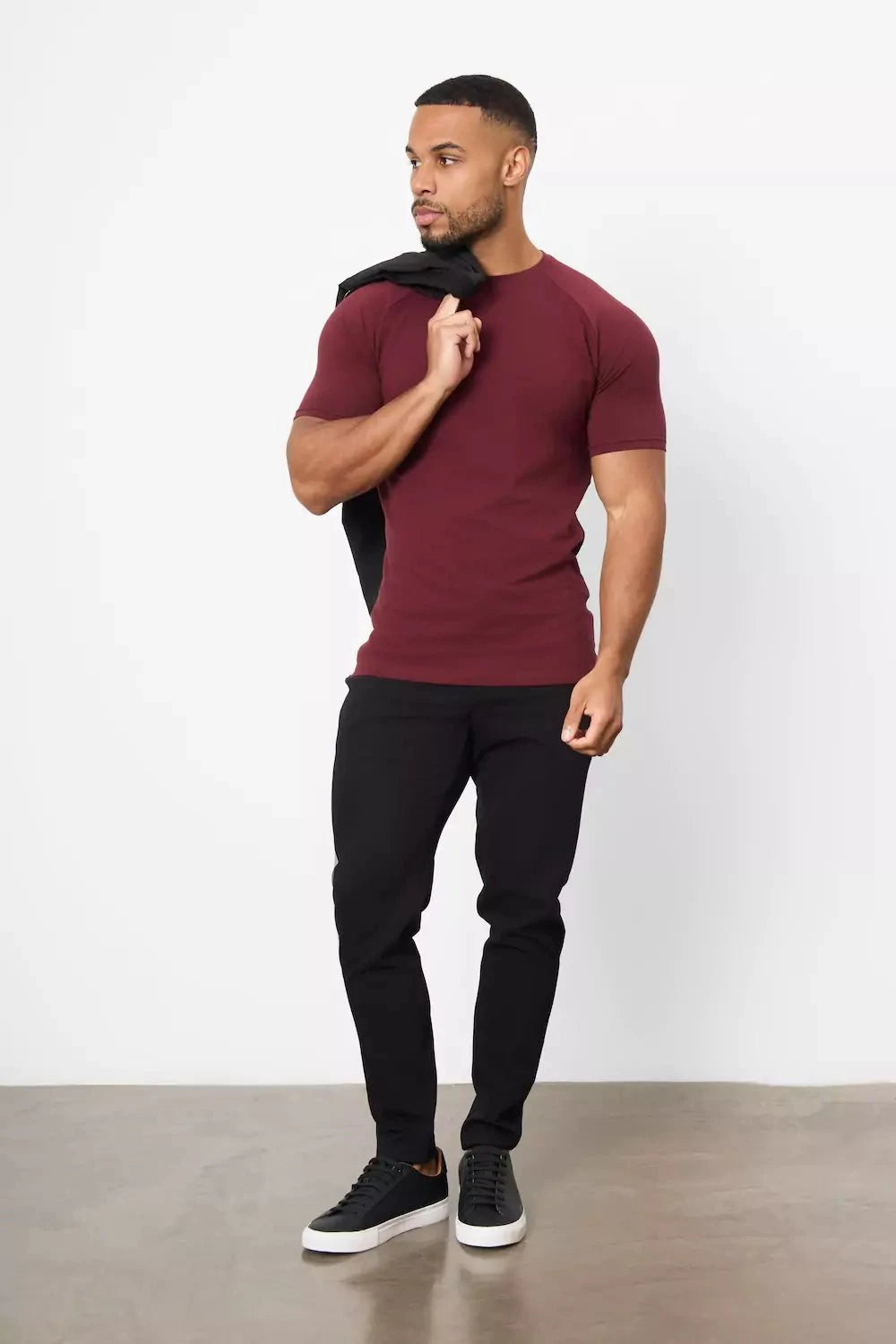Muscle Fit T-Shirt in Burgundy - TAILORED ATHLETE - ROW