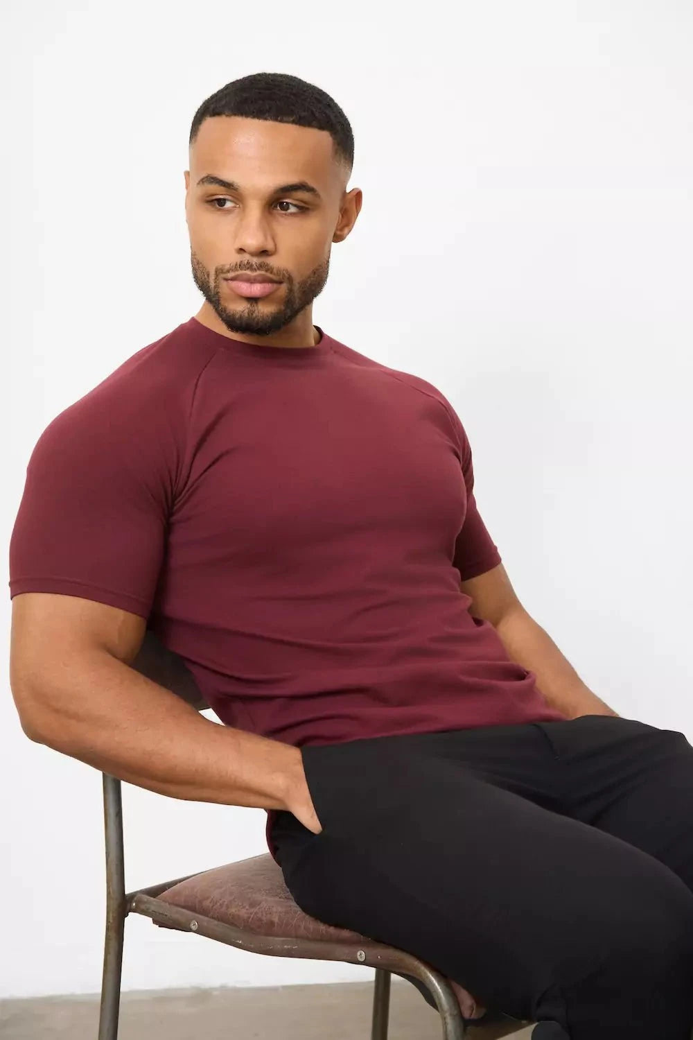 Muscle Fit T-Shirt in Burgundy - TAILORED ATHLETE - ROW
