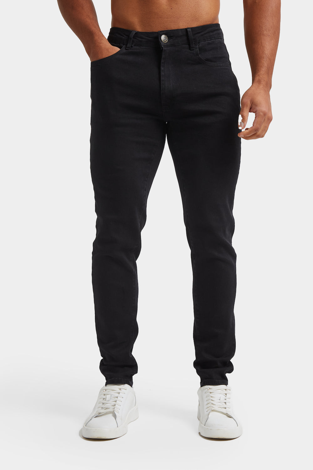 Muscle Fit Jeans in Black - TAILORED ATHLETE - ROW