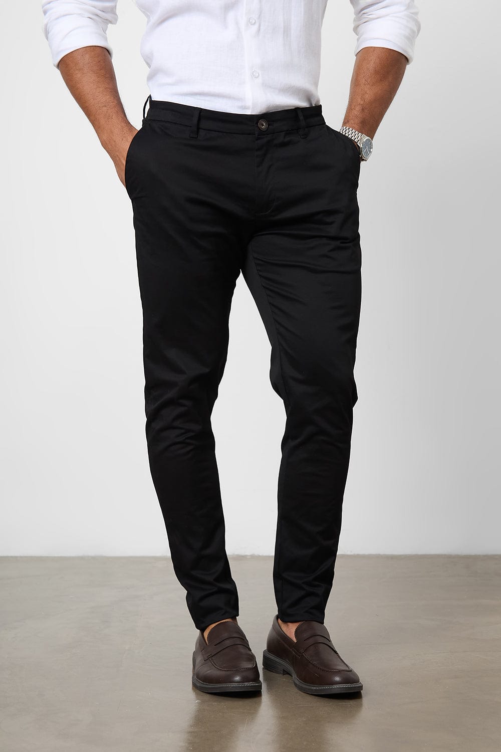 Muscle Fit Cotton Stretch Chino Trouser in Black - TAILORED ATHLETE - ROW