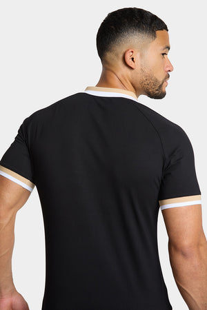 Contrast Collar Polo Shirt in Black - TAILORED ATHLETE - ROW