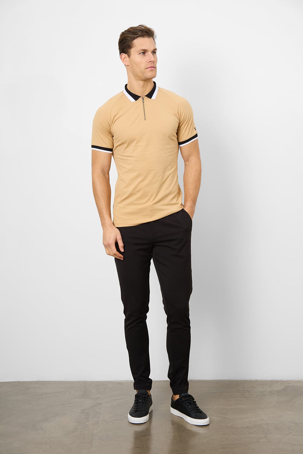 Contrast Collar Polo Shirt in Caramel - TAILORED ATHLETE - ROW