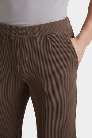 Textured Trouser in Dark Nutmeg - TAILORED ATHLETE - ROW