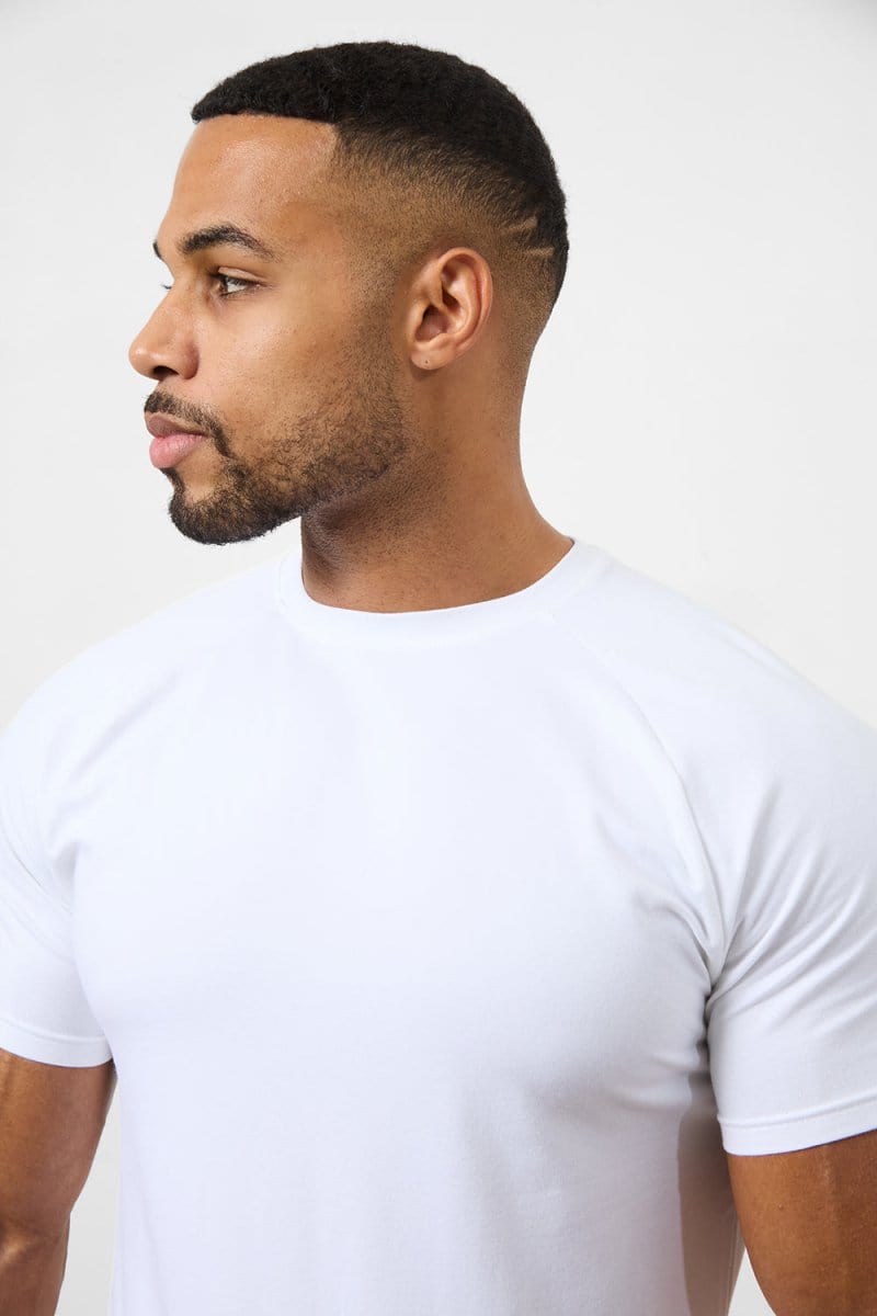 7 Pack Muscle Fit Crew Neck T-Shirt in White - TAILORED ATHLETE - ROW