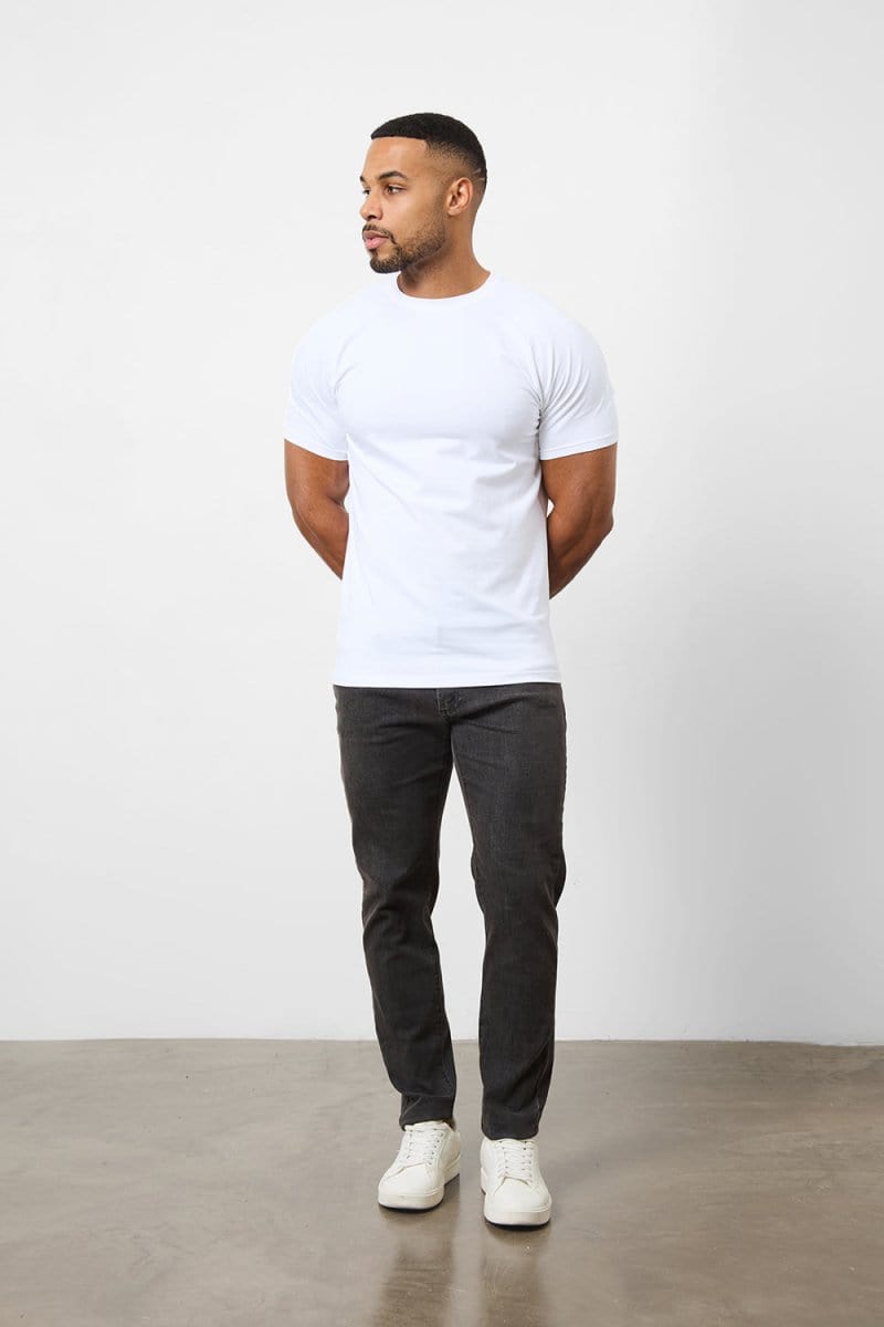 3 Pack Muscle Fit Crew Neck T-Shirt in White - TAILORED ATHLETE - ROW