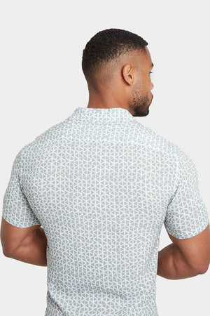 Printed Shirt in Soft Sage/White Doodle Geo - TAILORED ATHLETE - ROW