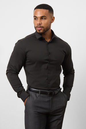 Tailored Fit Dress Shirt in Black - TAILORED ATHLETE - ROW