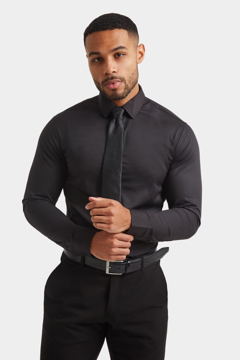 Muscle Fit Dress Shirt in Black - TAILORED ATHLETE - ROW