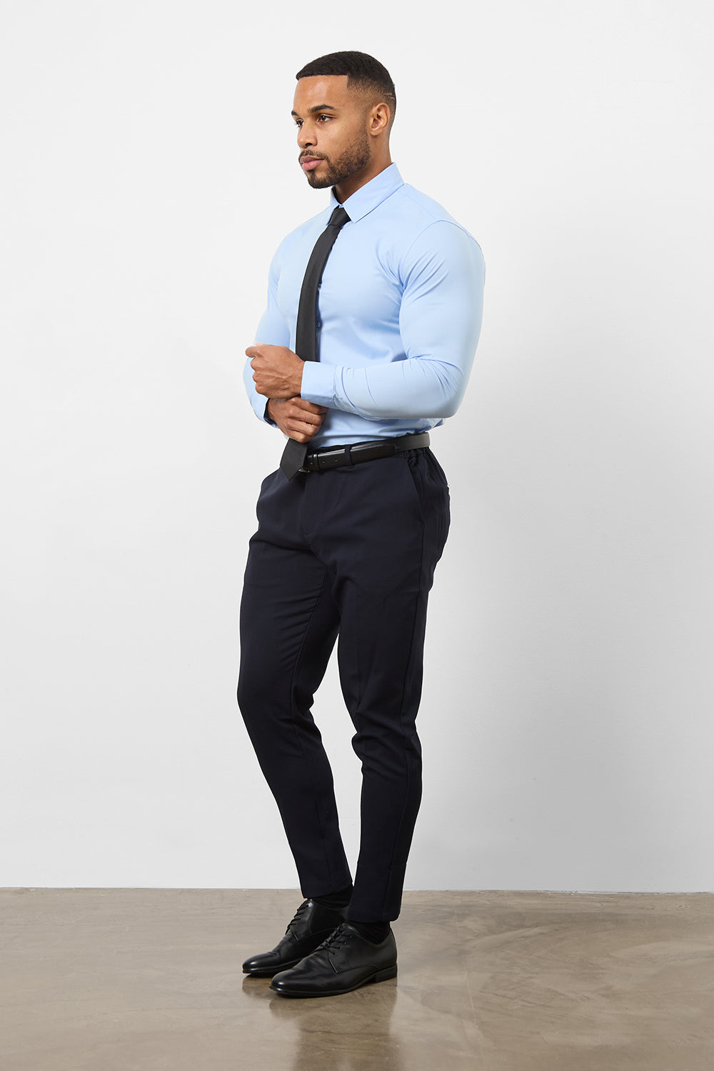 Model is 6'5 and wears a size L - 40" chest, 33" waist