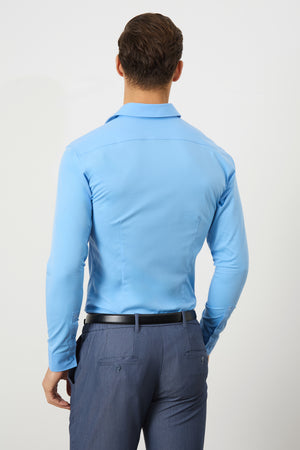 Muscle Fit Dress Shirt in Mid Blue - TAILORED ATHLETE - ROW