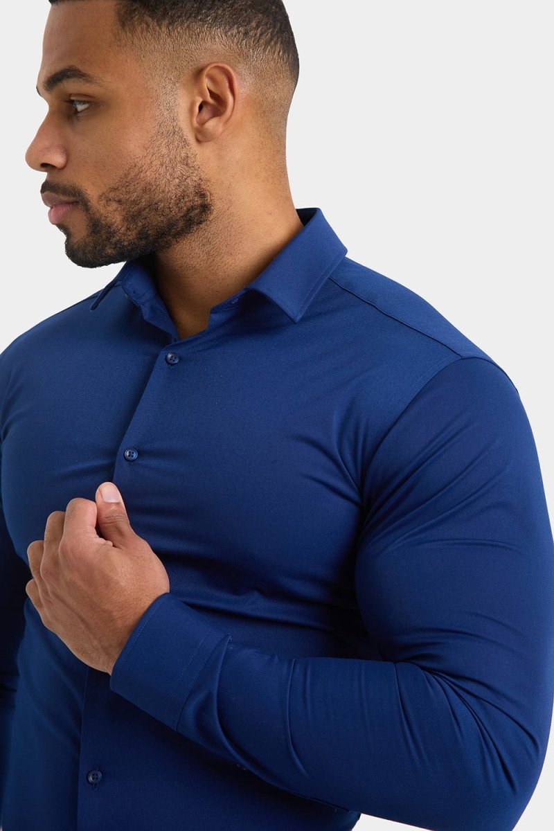 Muscle Fit Dress Shirt in Navy - TAILORED ATHLETE - ROW