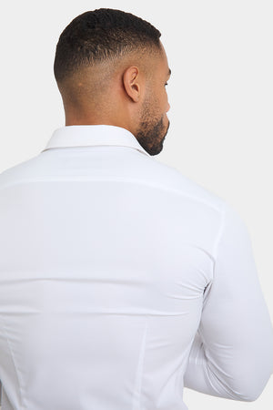 Muscle Fit Dress Shirt in White - TAILORED ATHLETE - ROW