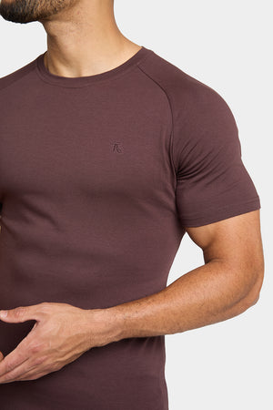 Premium Muscle Fit T-Shirt in Coffee - TAILORED ATHLETE - ROW