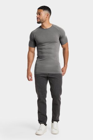 Premium Muscle Fit T-shirt in Charcoal - TAILORED ATHLETE - ROW