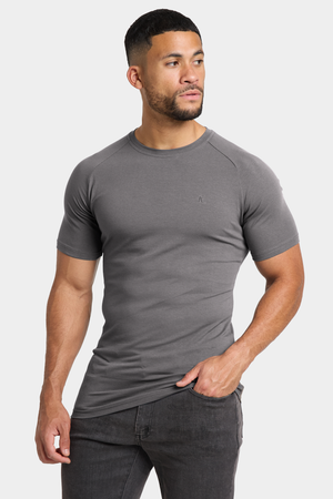 Premium Muscle Fit T-shirt in Charcoal - TAILORED ATHLETE - ROW