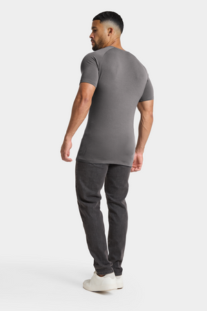 Premium Muscle Fit T-shirt in Charcoal - TAILORED ATHLETE - ROW