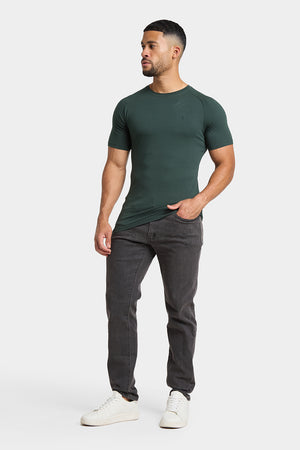 Premium Muscle Fit T-Shirt in Forest - TAILORED ATHLETE - ROW