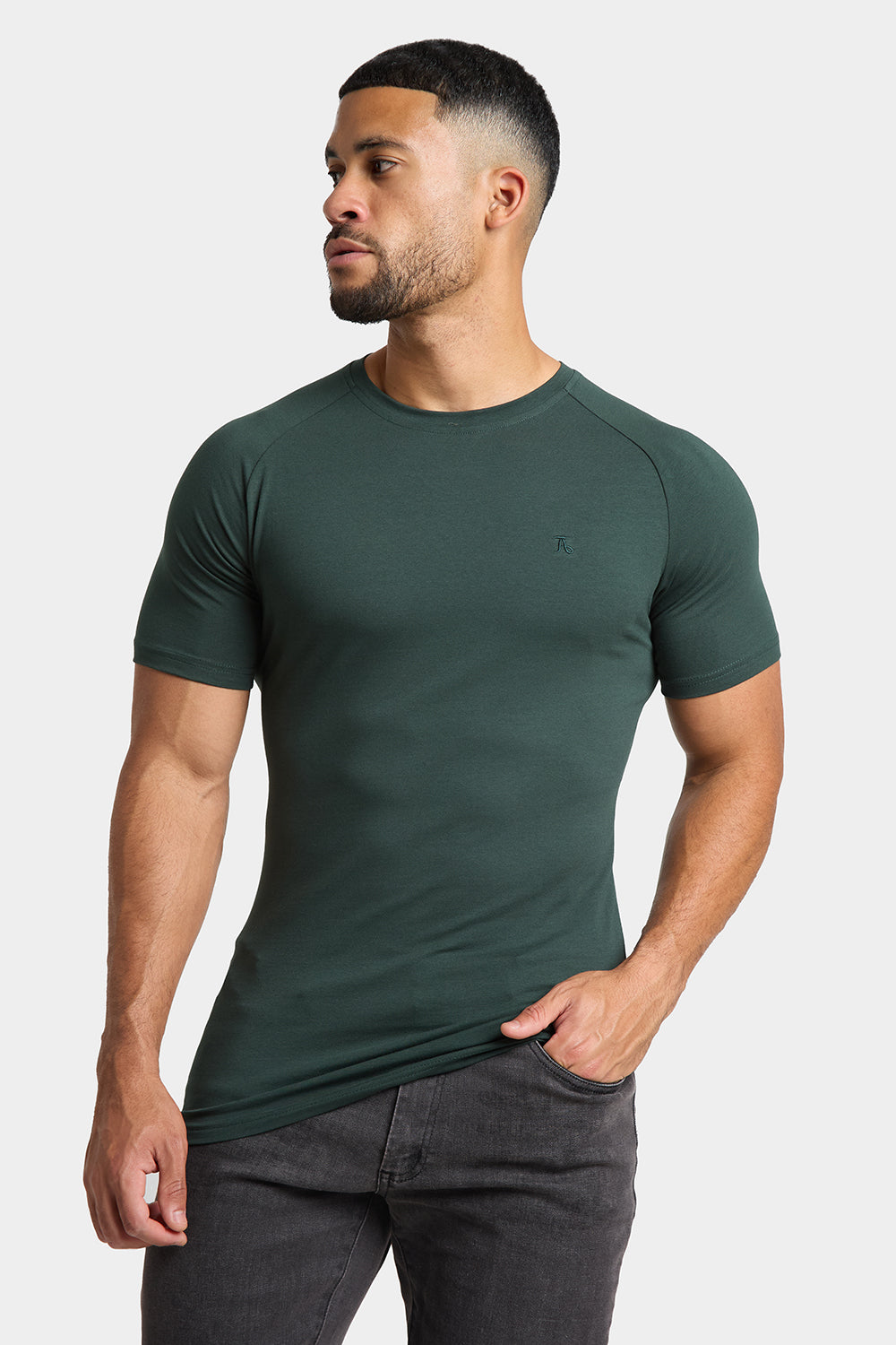 Premium Muscle Fit T-Shirt in Forest - TAILORED ATHLETE - ROW