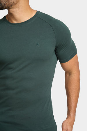 Premium Muscle Fit T-Shirt in Forest - TAILORED ATHLETE - ROW