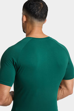 Premium Muscle Fit T-Shirt in Oxidised Green - TAILORED ATHLETE - ROW