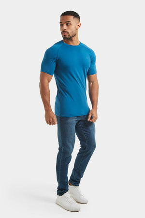 Premium Muscle Fit T-Shirt in Teal - TAILORED ATHLETE - ROW