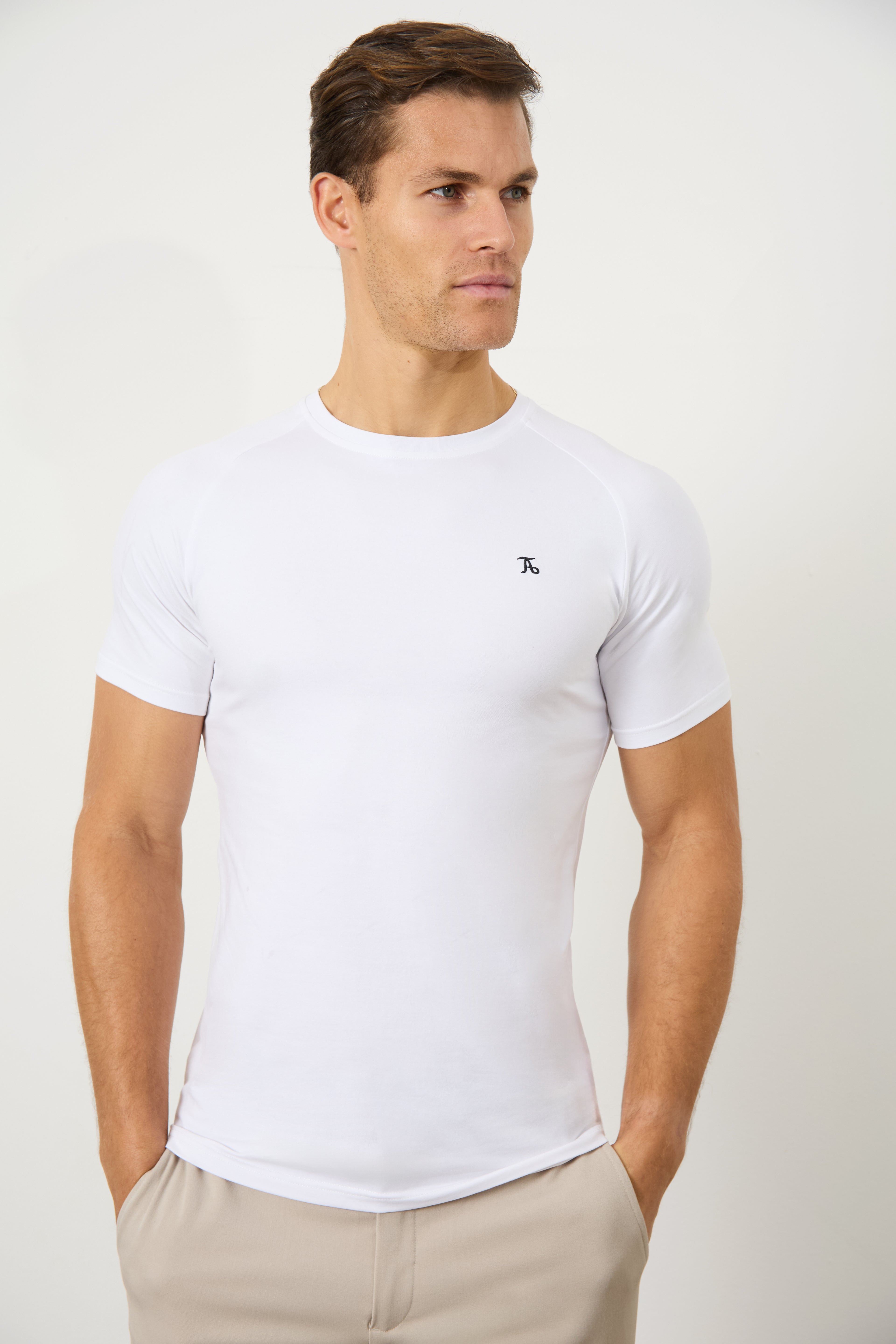 Premium Muscle Fit T-Shirt in White - TAILORED ATHLETE - ROW