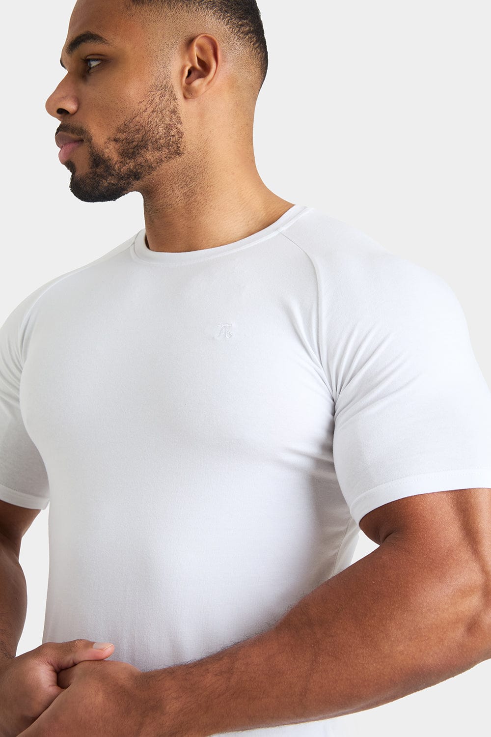 Longer Sleeve Muscle Fit T-Shirt in White - TAILORED ATHLETE - ROW