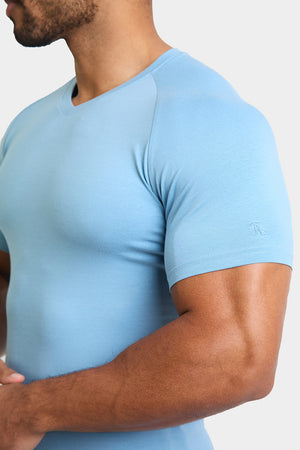 Premium Muscle Fit V-Neck in Mist Blue - TAILORED ATHLETE - ROW