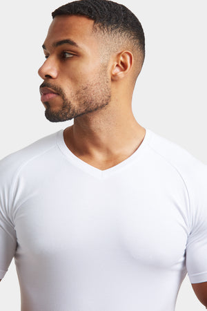 Muscle Fit V-Neck in White - TAILORED ATHLETE - ROW