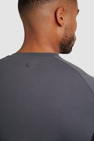 Everyday Henley (LS) in Graphite - TAILORED ATHLETE - ROW
