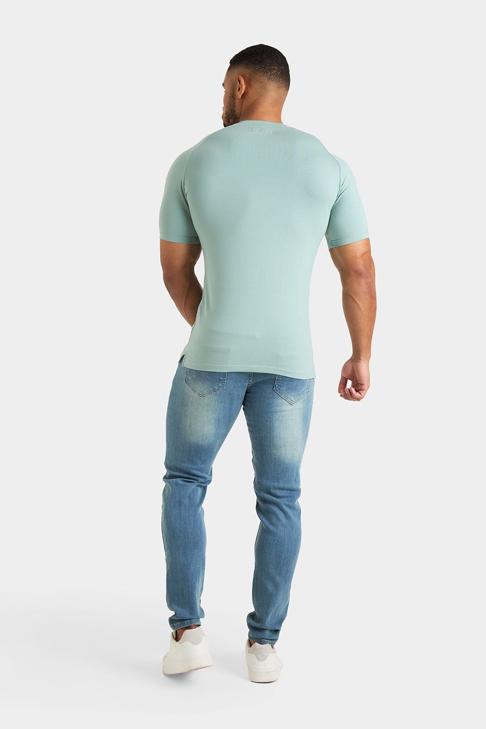 Everyday Henley T-Shirt in Sage - TAILORED ATHLETE - ROW