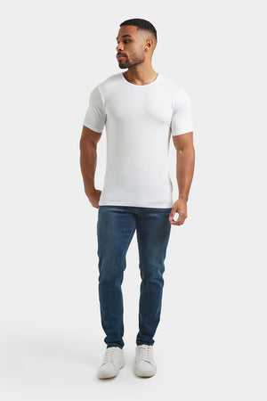 Fashion Fit T-Shirt in White - TAILORED ATHLETE - ROW