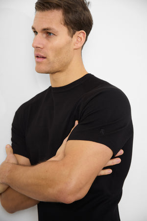 Fine Gauge Knitted T-Shirt in Black - TAILORED ATHLETE - ROW