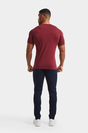 Muscle Fit T-shirt In Burgundy - TAILORED ATHLETE - ROW