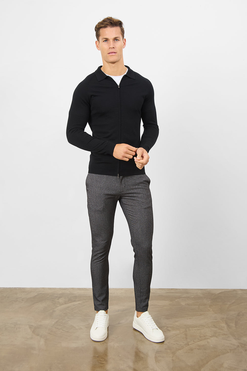 Merino Wool Full Zip Through Cardigan in Black - TAILORED ATHLETE - ROW