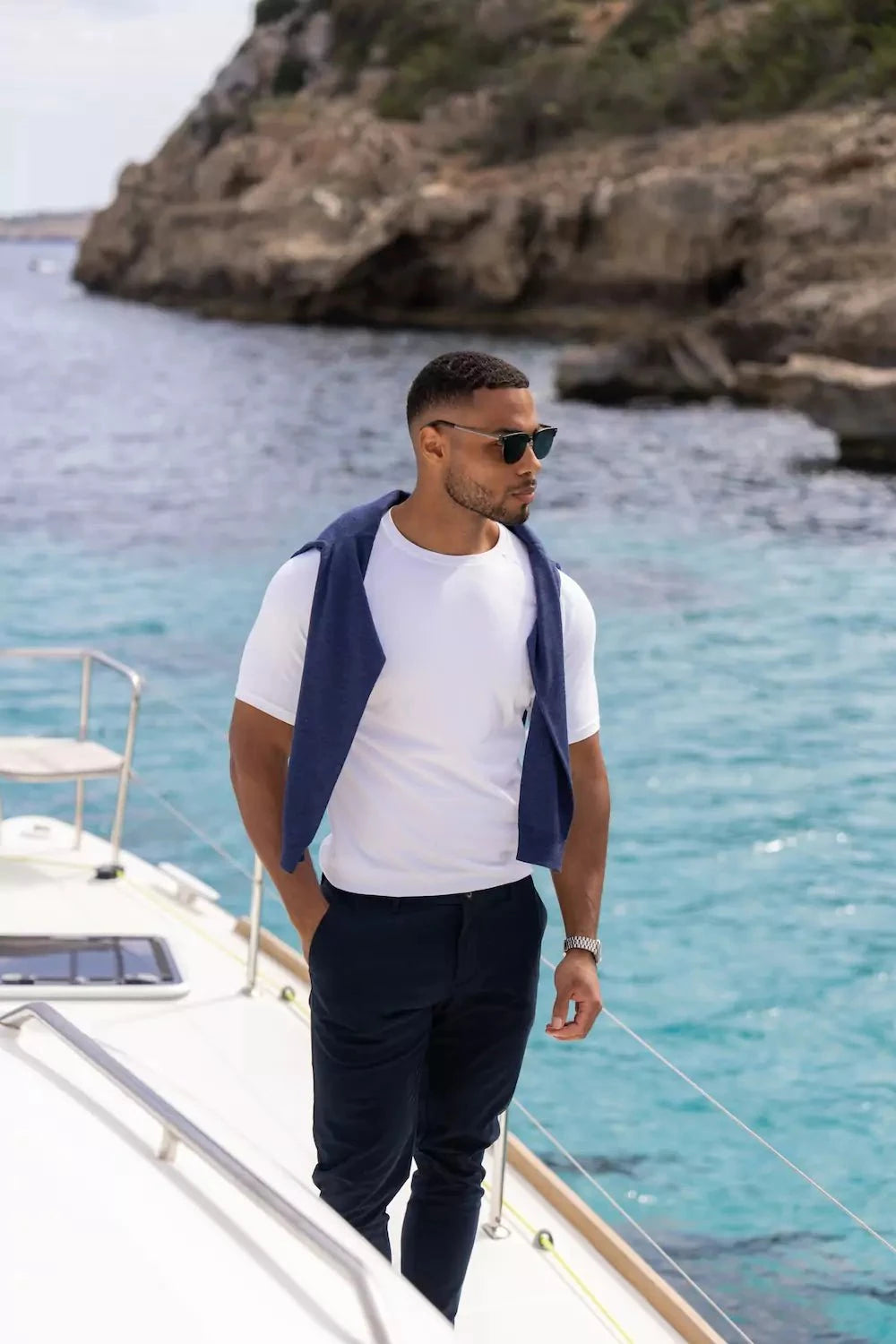 Muscle Fit T-Shirt in White - TAILORED ATHLETE - ROW