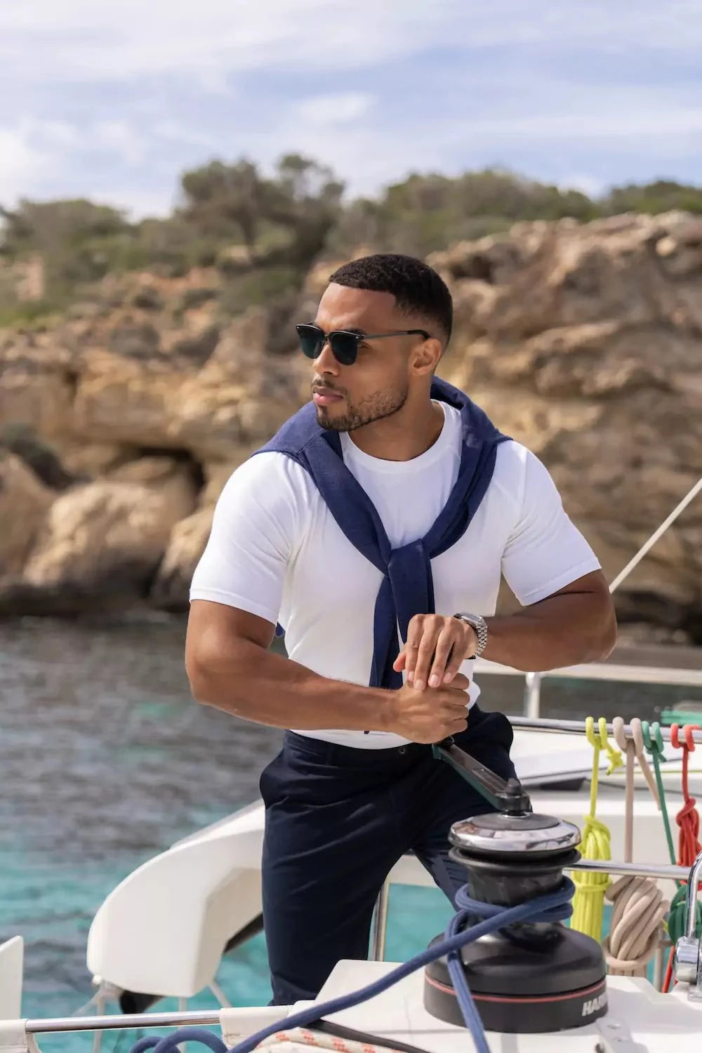 Muscle Fit T-Shirt in White - TAILORED ATHLETE - ROW