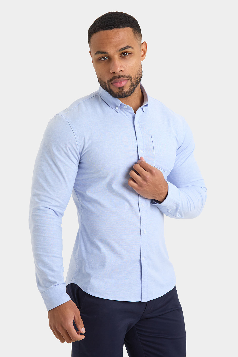 Casual Oxford Shirt in Pale Blue - TAILORED ATHLETE - ROW