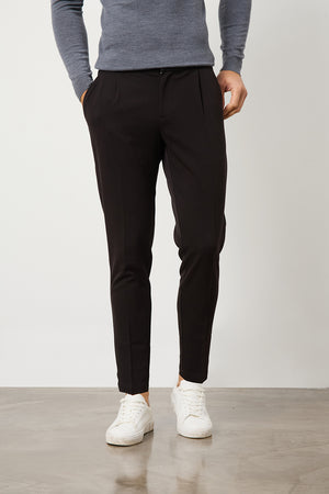 Pleat Side Adjuster Trousers in Black - TAILORED ATHLETE - ROW