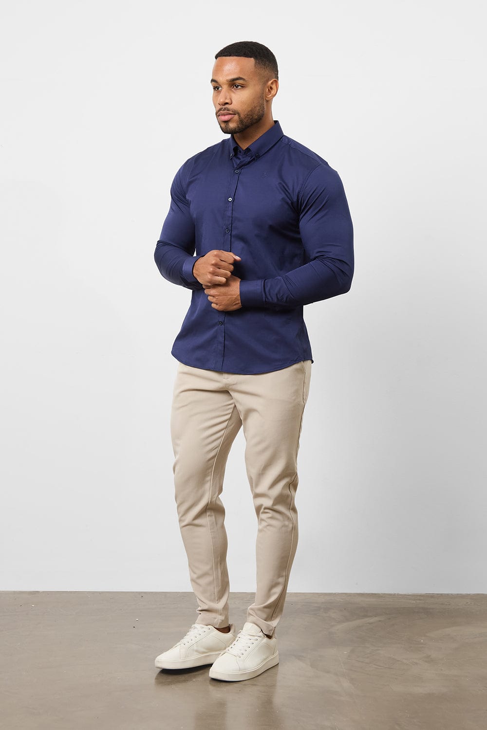 Muscle Fit Signature Shirt 2.0 in French Navy - TAILORED ATHLETE - ROW