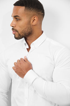 Muscle Fit Signature Shirt 2.0 in White - TAILORED ATHLETE - ROW