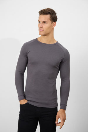 Textured Fashion T-Shirt in Battleship - TAILORED ATHLETE - ROW