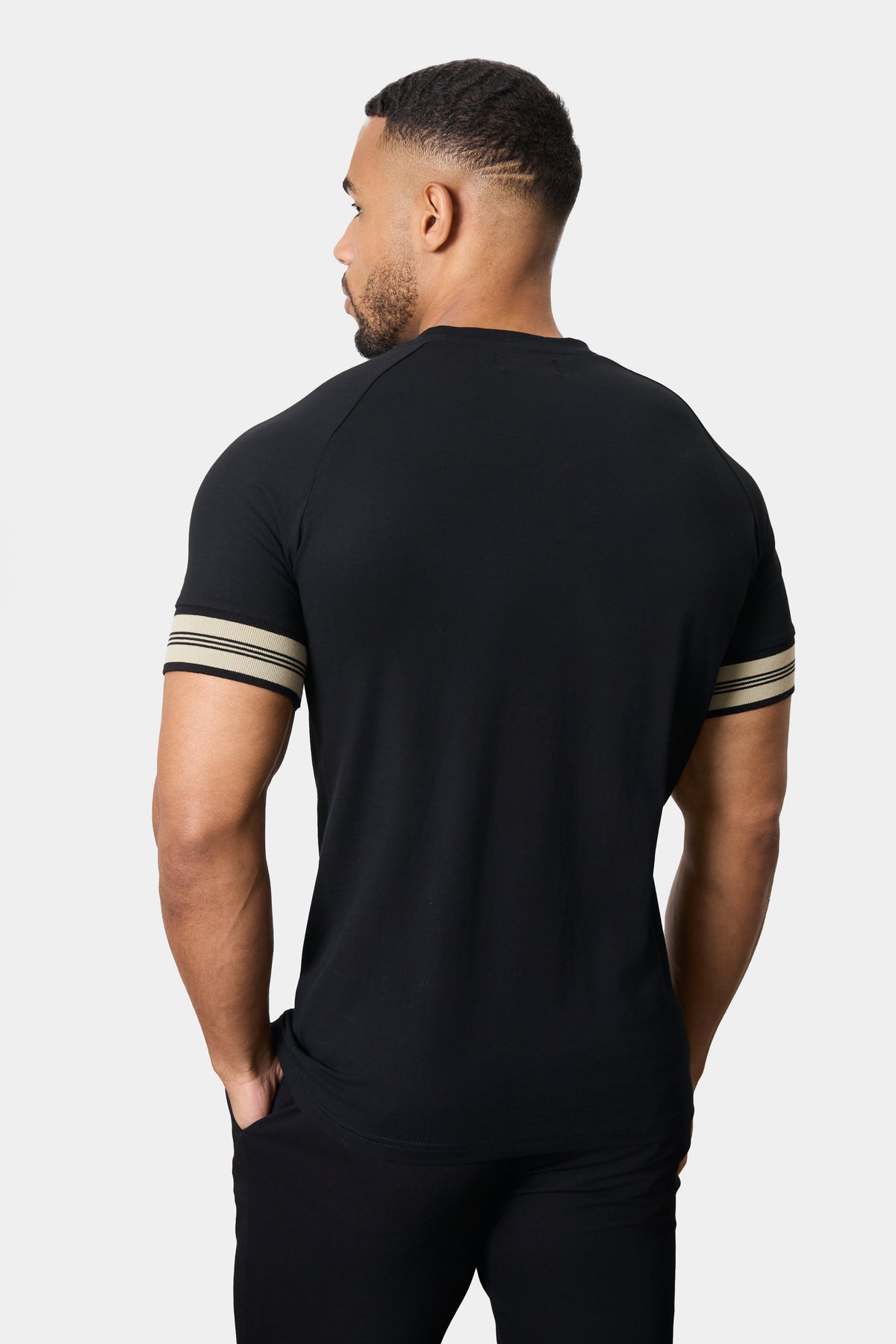Tipped Fashion Fit T-Shirt in Black/Stone