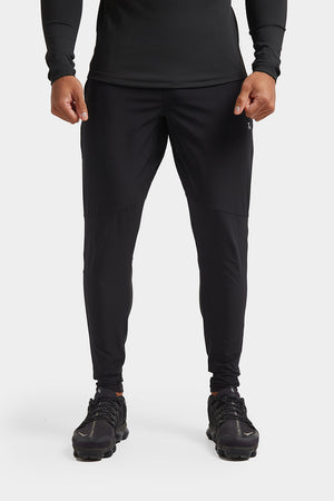 Training Joggers in Black - TAILORED ATHLETE - ROW