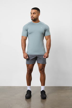 Training Top in Kale - TAILORED ATHLETE - ROW