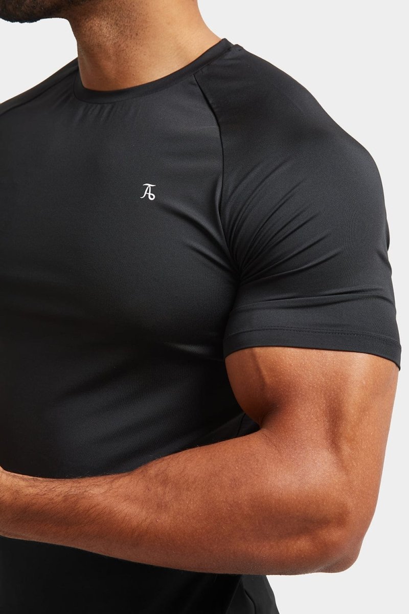 Training Top in Black - TAILORED ATHLETE - ROW