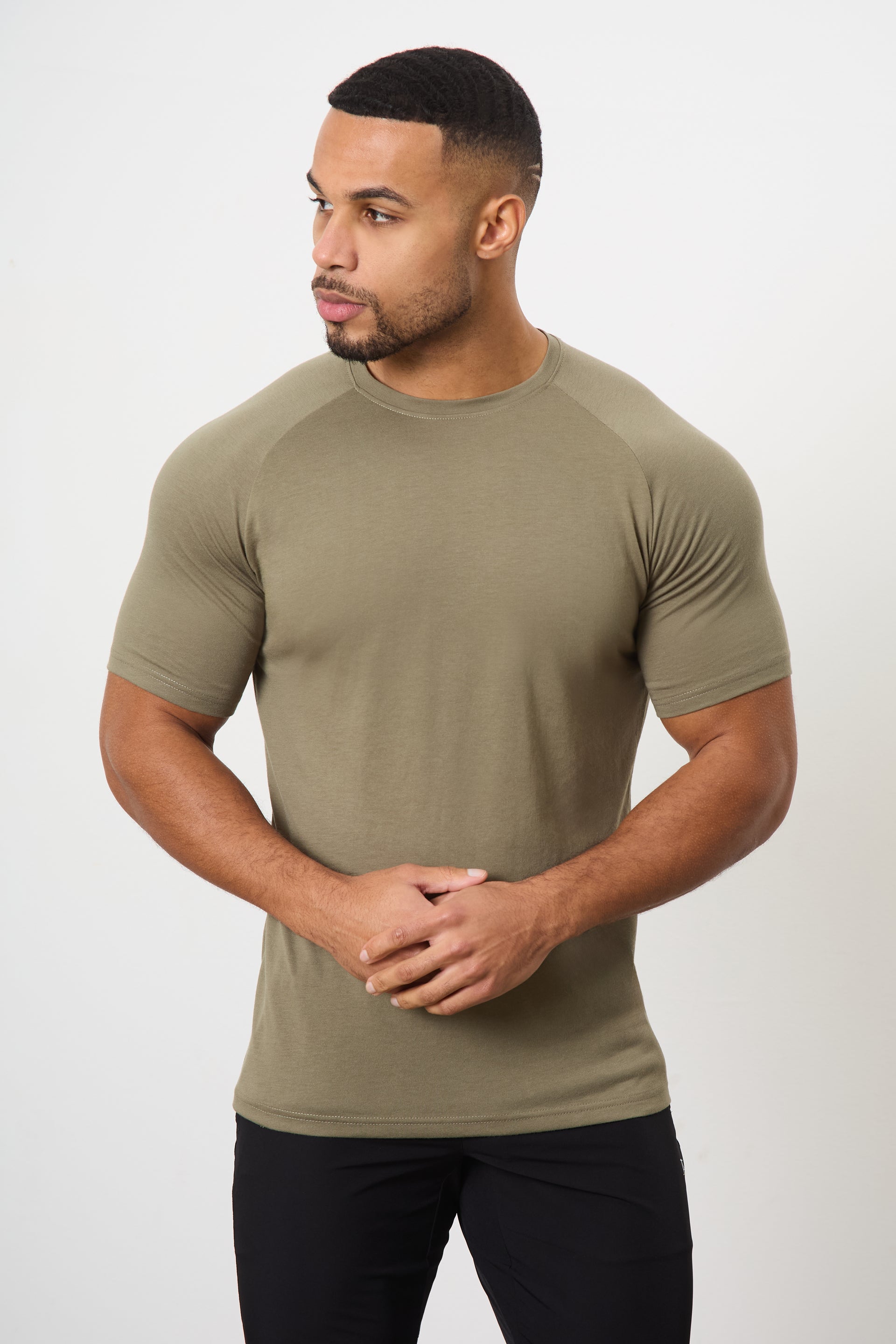 Essential Training Top in Khaki - TAILORED ATHLETE - ROW