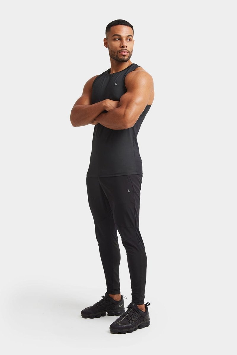 Training Vest in Black - TAILORED ATHLETE - ROW