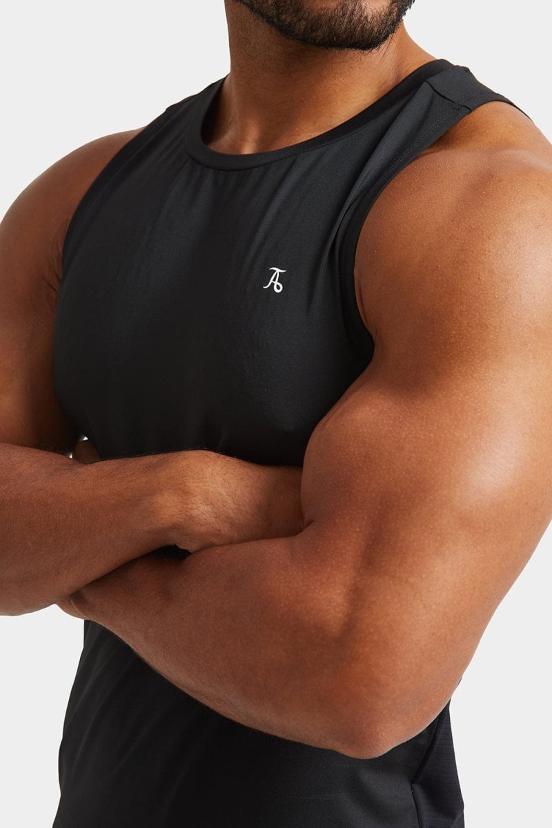 Training Vest in Black - TAILORED ATHLETE - ROW